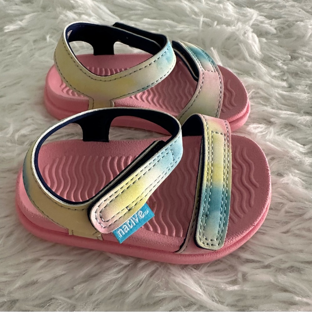 New Native Shoes kids Charley Sugarlite tiedye Sandals sz 5
